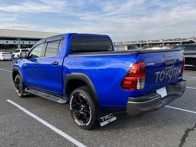 Import and buy TOYOTA HILUX 2019 from Japan to Nairobi, Kenya