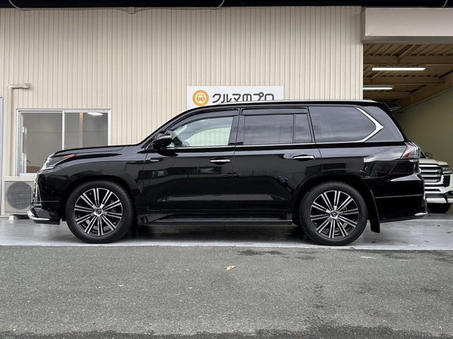 Import and buy LEXUS LX 2019 from Japan to Nairobi, Kenya