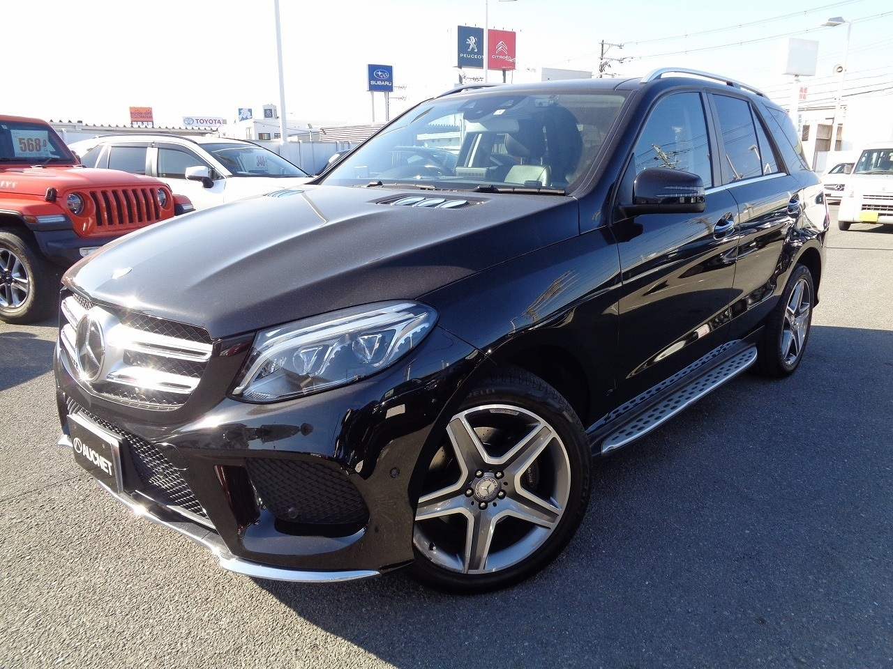 Import and buy MERCEDES BENZ GLE CLASS 2017 from Japan to Nairobi, Kenya