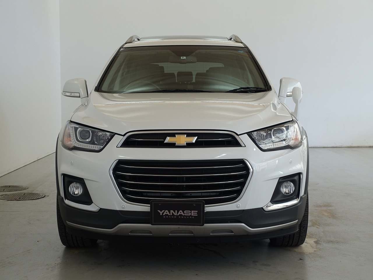 Import and buy GMC CHEVROLET CAPTIVA 2018 from Japan to Nairobi, Kenya