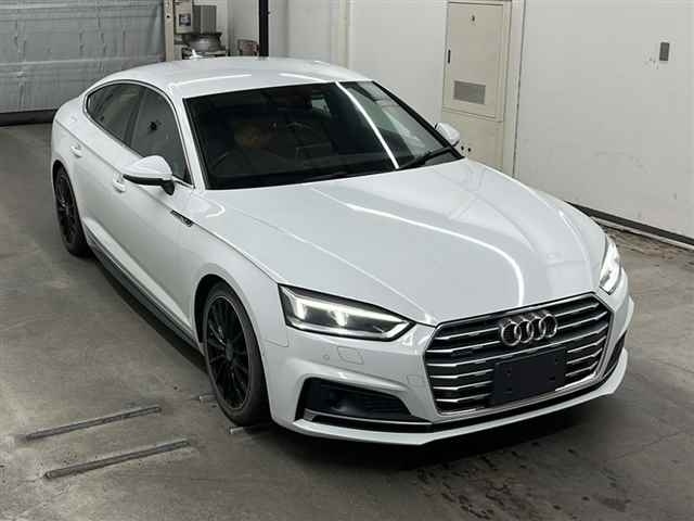 Import and buy AUDI A5 SPORTBACK 2018 from Japan to Nairobi, Kenya