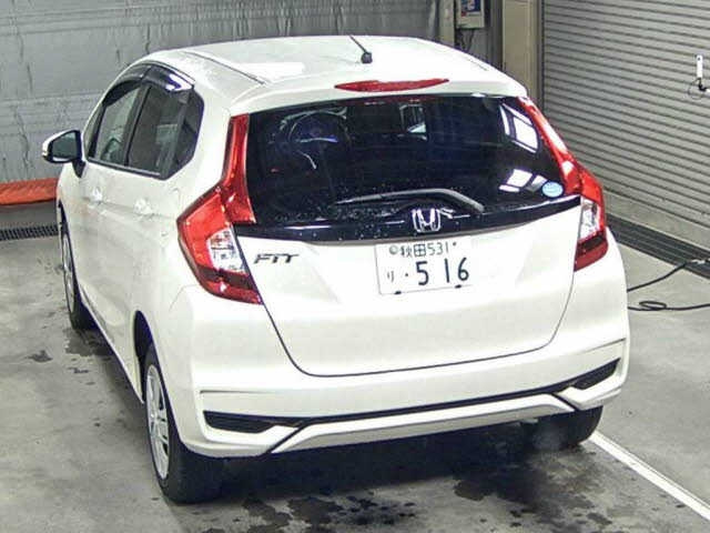 Import and buy HONDA FIT 2017 from Japan to Nairobi, Kenya