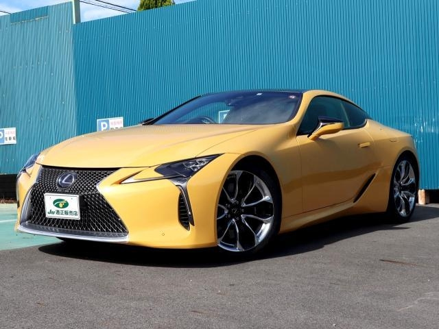 Import and buy LEXUS LC 2017 from Japan to Nairobi, Kenya