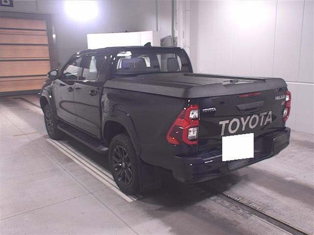 Import and buy TOYOTA HILUX 2022 from Japan to Nairobi, Kenya