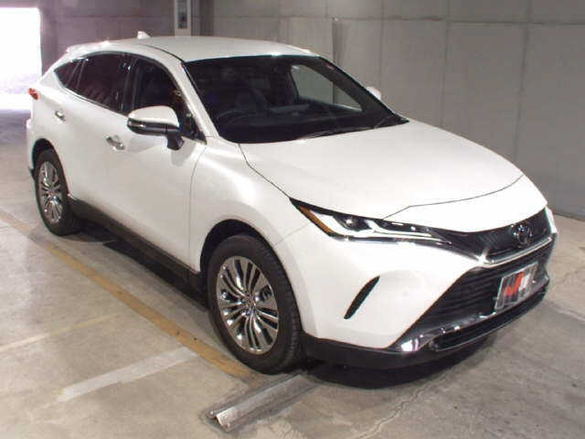 Import and buy TOYOTA HARRIER 2023 from Japan to Nairobi, Kenya