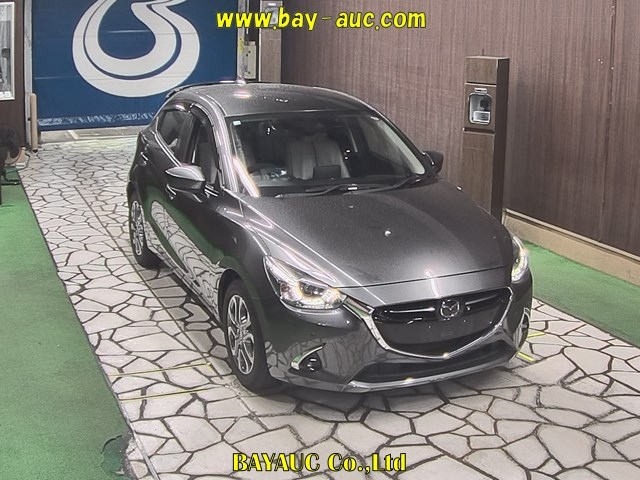 Import and buy MAZDA DEMIO 2018 from Japan to Nairobi, Kenya