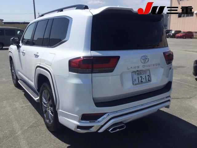 Import and buy TOYOTA LAND CRUISER 2023 from Japan to Nairobi, Kenya