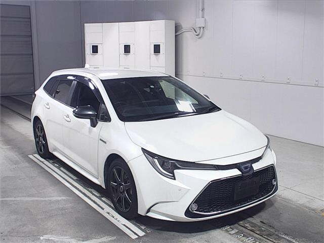 Import and buy TOYOTA COROLLA TOURING 2019 from Japan to Nairobi, Kenya