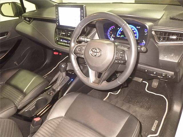 Import and buy TOYOTA COROLLA TOURING 2019 from Japan to Nairobi, Kenya