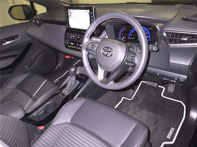 Import and buy TOYOTA COROLLA TOURING 2020 from Japan to Nairobi, Kenya