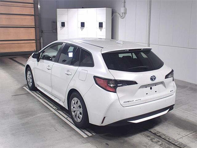 Import and buy TOYOTA COROLLA TOURING 2024 from Japan to Nairobi, Kenya