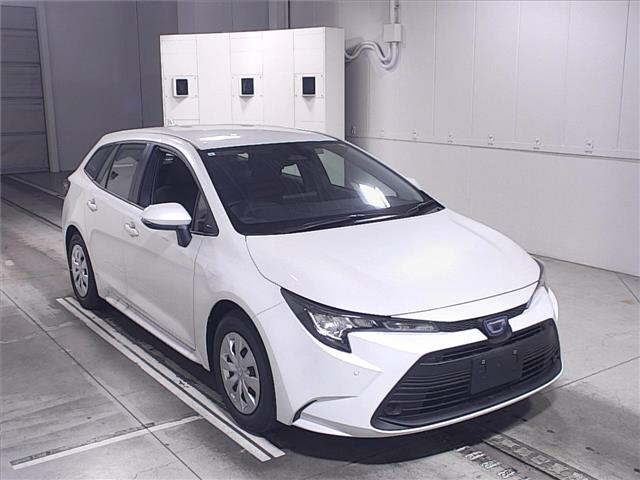 Import and buy TOYOTA COROLLA TOURING 2024 from Japan to Nairobi, Kenya