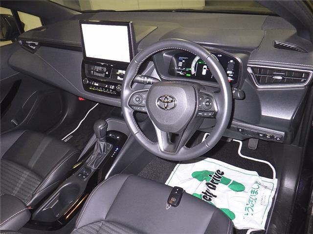 Import and buy TOYOTA COROLLA TOURING 2022 from Japan to Nairobi, Kenya