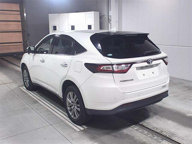 Import and buy TOYOTA HARRIER 2017 from Japan to Nairobi, Kenya