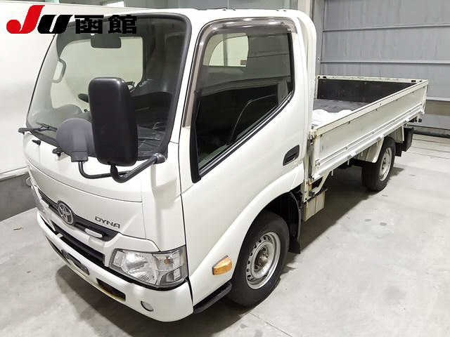 Import and buy TOYOTA DYNA 2018 from Japan to Nairobi, Kenya