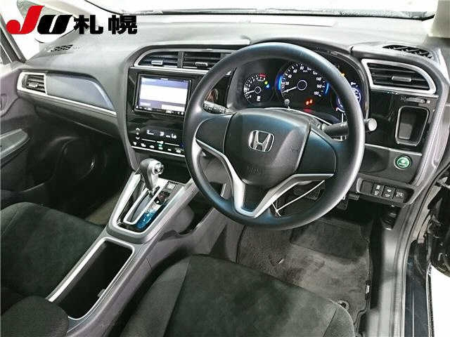 Import and buy HONDA SHUTTLE 2017 from Japan to Nairobi, Kenya