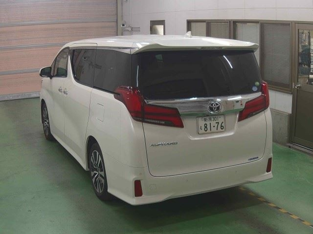 Import and buy TOYOTA ALPHARD 2019 from Japan to Nairobi, Kenya