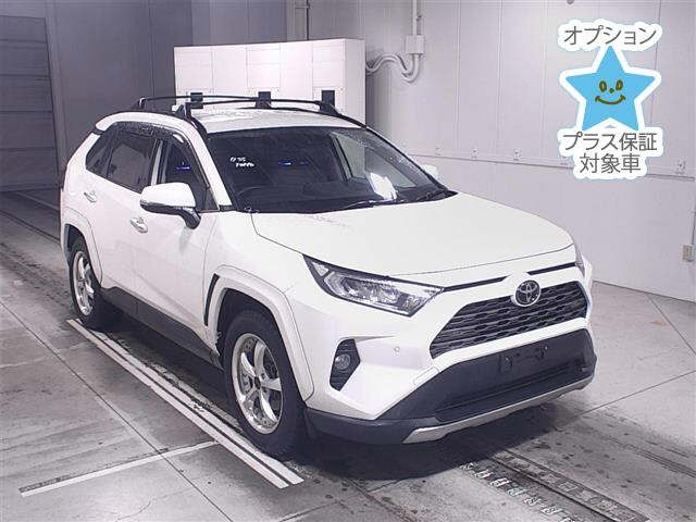 Import and buy TOYOTA RAV4 2019 from Japan to Nairobi, Kenya