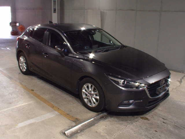 Import and buy MAZDA AXELA 2018 from Japan to Nairobi, Kenya