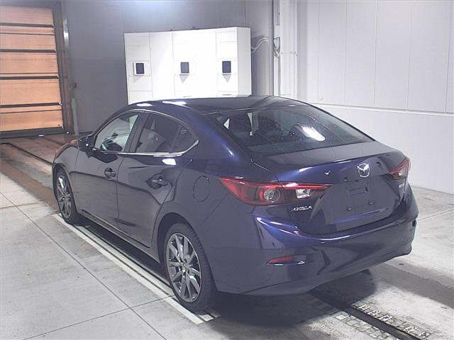 Import and buy MAZDA AXELA 2017 from Japan to Nairobi, Kenya