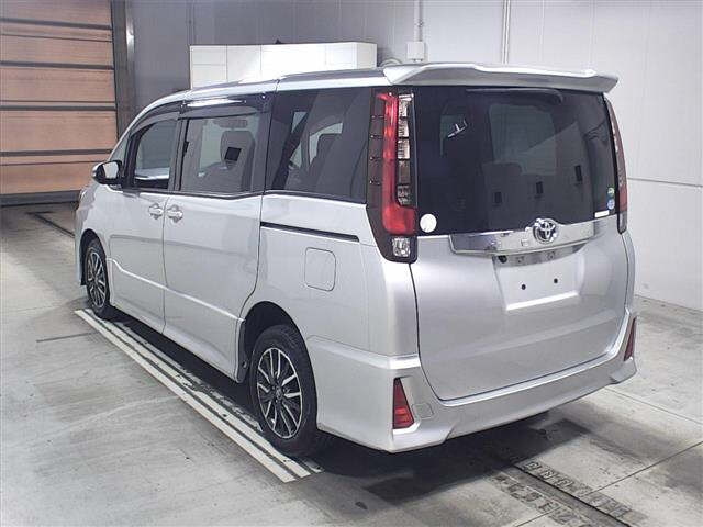 Import and buy TOYOTA NOAH 2017 from Japan to Nairobi, Kenya