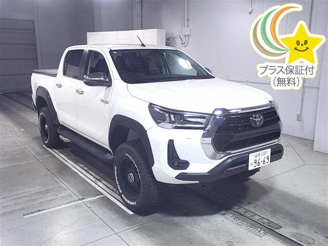 Import and buy TOYOTA HILUX 2020 from Japan to Nairobi, Kenya