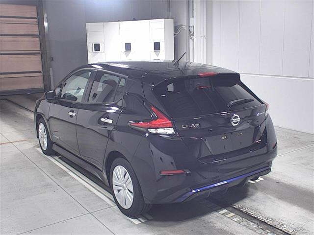 Import and buy NISSAN LEAF 2019 from Japan to Nairobi, Kenya