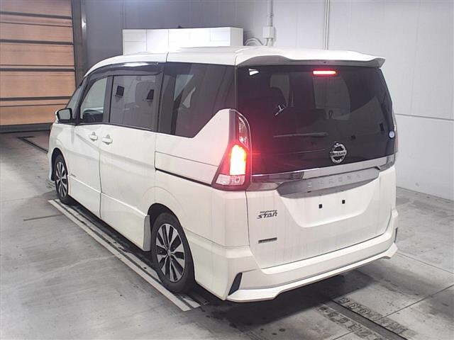 Import and buy NISSAN SERENA 2018 from Japan to Nairobi, Kenya