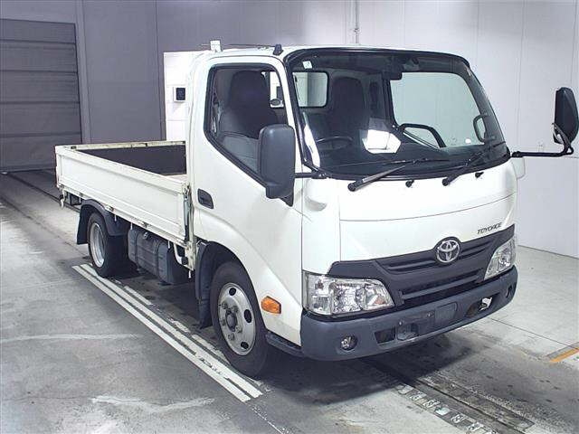 Import and buy TOYOTA TOYOACE 2018 from Japan to Nairobi, Kenya