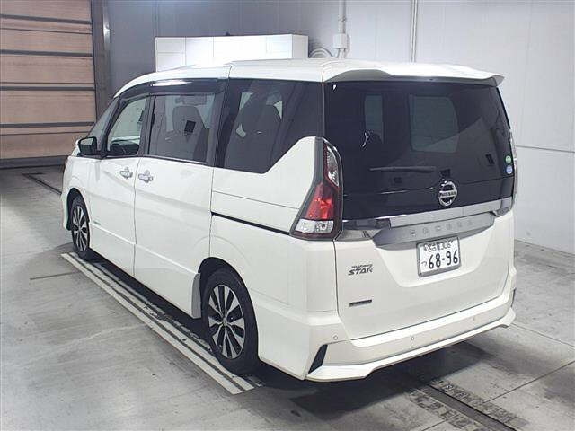 Import and buy NISSAN SERENA 2018 from Japan to Nairobi, Kenya