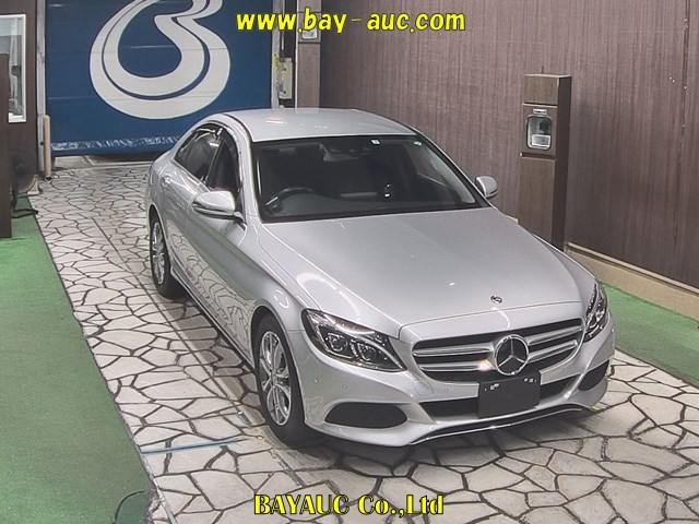 Import and buy MERCEDES BENZ C CLASS 2017 from Japan to Nairobi, Kenya