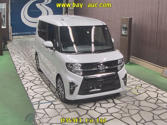 Import and buy DAIHATSU TANTO 2019 from Japan to Nairobi, Kenya