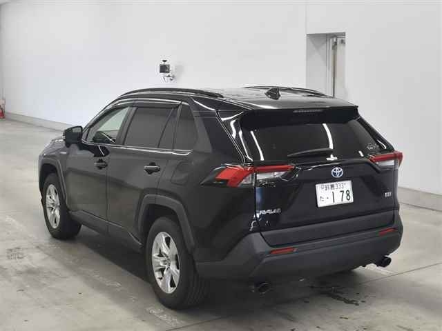 Import and buy TOYOTA RAV4 2019 from Japan to Nairobi, Kenya