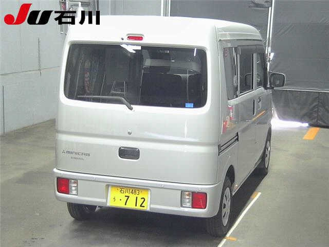 Import and buy MITSUBISHI MINICAB VAN 2023 from Japan to Nairobi, Kenya