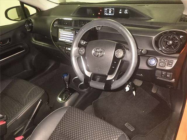 Import and buy TOYOTA AQUA 2017 from Japan to Nairobi, Kenya