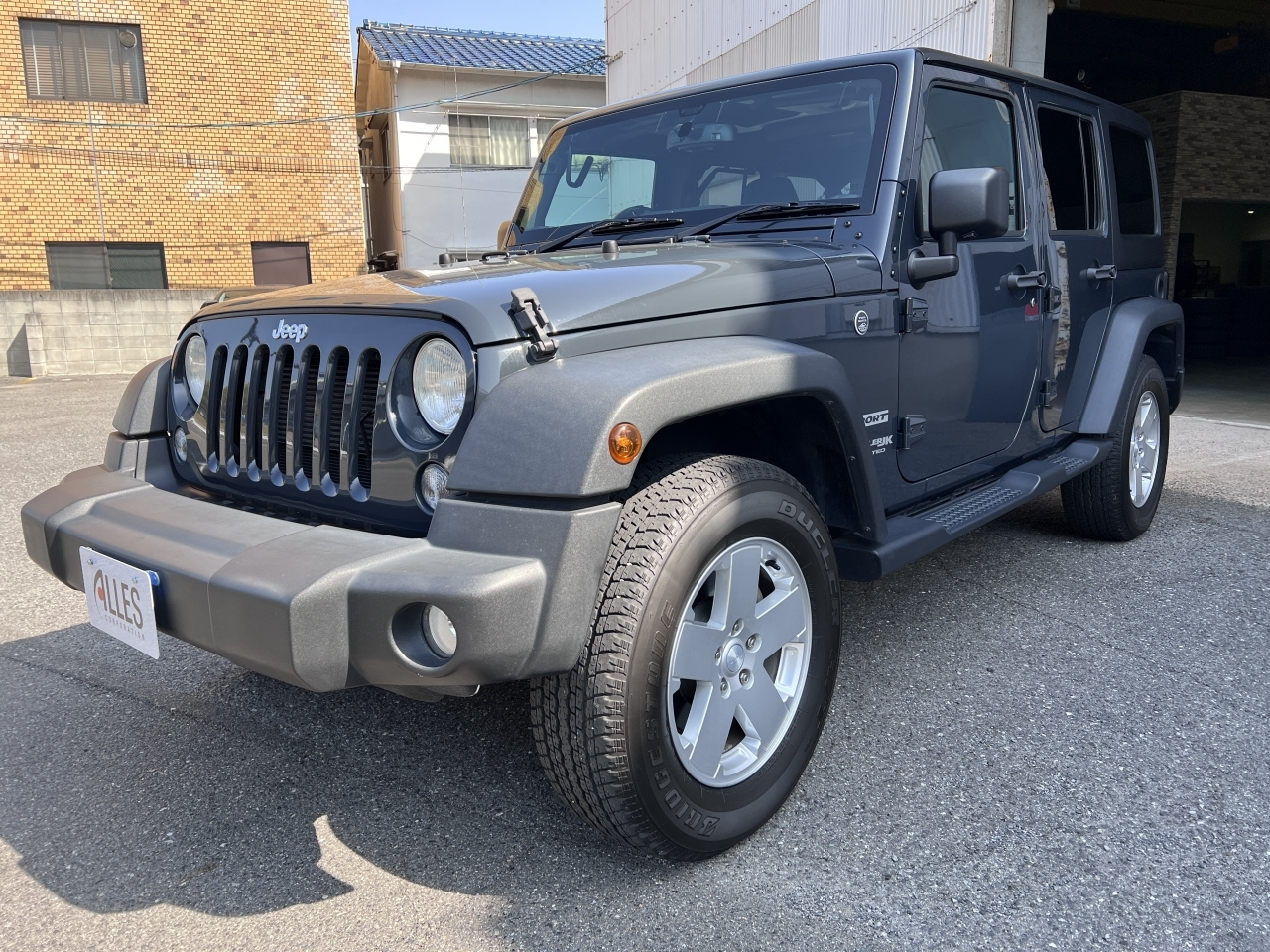 Import and buy JEEP WRANGLER UNLIMITED 2018 from Japan to Nairobi, Kenya