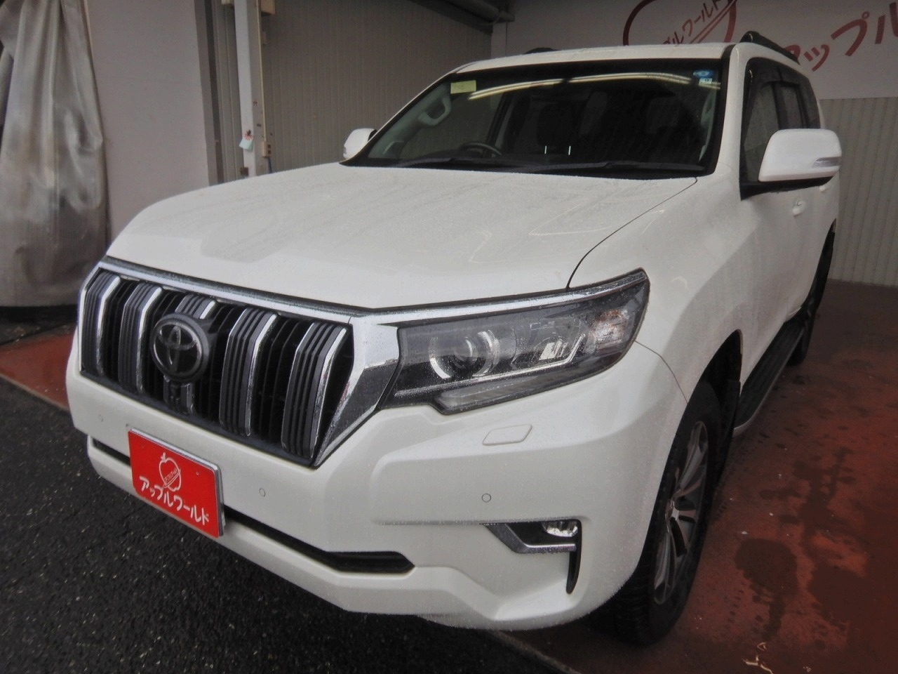 Import and buy TOYOTA LAND CRUISER PRADO 2019 from Japan to Nairobi, Kenya