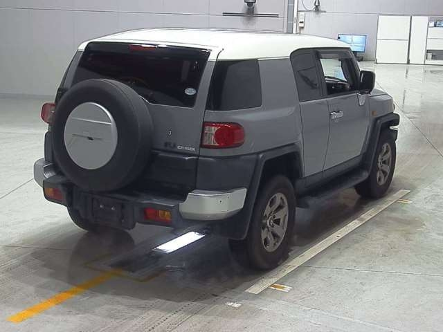 Import and buy TOYOTA FJ CRUISER 2017 from Japan to Nairobi, Kenya