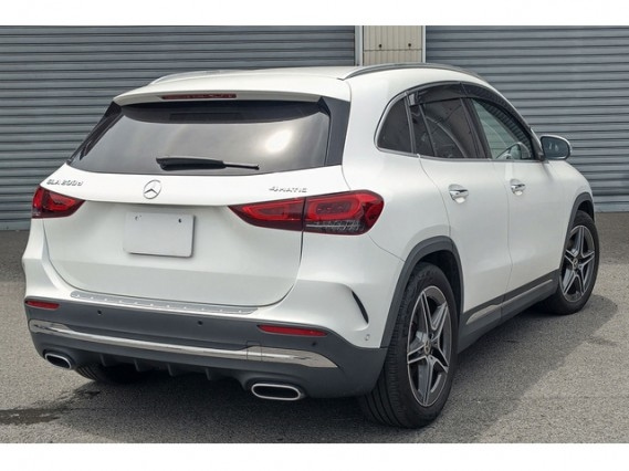 Import and buy MERCEDES BENZ GLA CLASS 2020 from Japan to Nairobi, Kenya