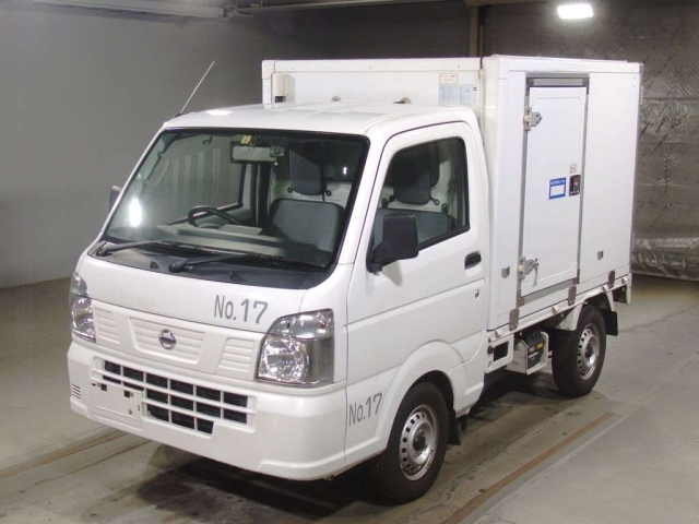 Import and buy NISSAN CLIPPER TRUCK 2020 from Japan to Nairobi, Kenya