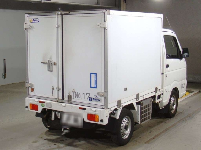 Import and buy NISSAN CLIPPER TRUCK 2020 from Japan to Nairobi, Kenya