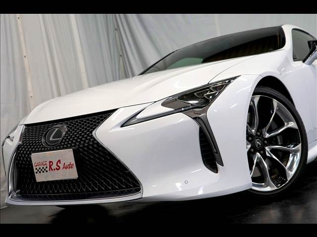 Import and buy LEXUS LC 2017 from Japan to Nairobi, Kenya