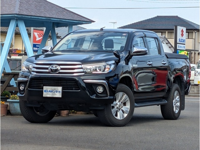 Import and buy TOYOTA HILUX 2019 from Japan to Nairobi, Kenya