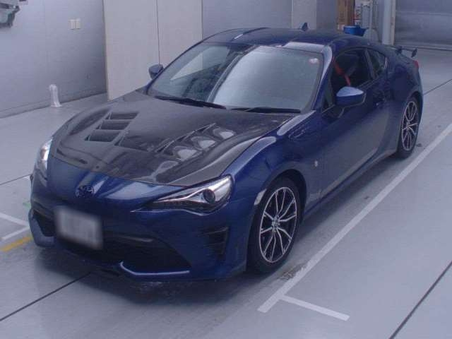 Import and buy TOYOTA 86 2018 from Japan to Nairobi, Kenya