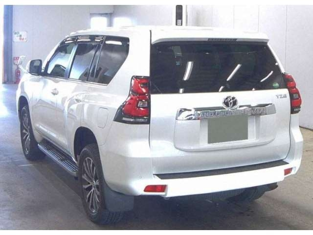 Import and buy TOYOTA LAND CRUISER PRADO 2020 from Japan to Nairobi, Kenya