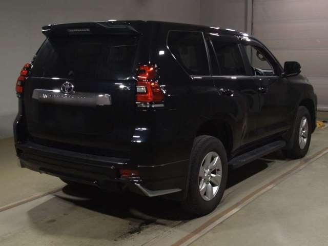 Import and buy TOYOTA LAND CRUISER PRADO 2019 from Japan to Nairobi, Kenya