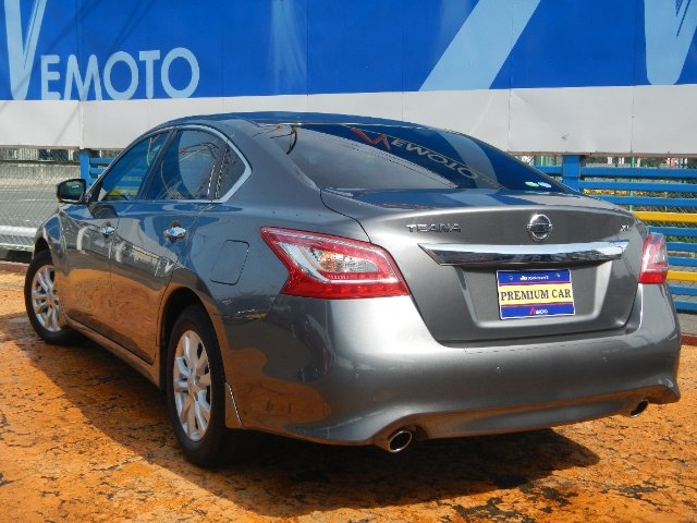 Import and buy NISSAN TEANA 2017 from Japan to Nairobi, Kenya