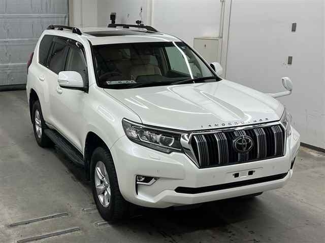 Import and buy TOYOTA LAND CRUISER PRADO 2019 from Japan to Nairobi, Kenya