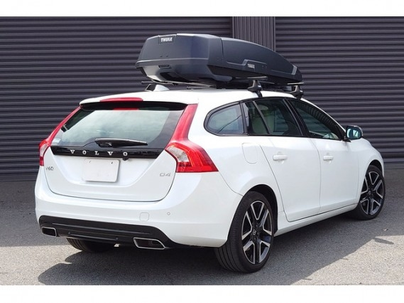 Import and buy VOLVO V60 2017 from Japan to Nairobi, Kenya