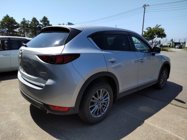 Import and buy MAZDA CX-5 2017 from Japan to Nairobi, Kenya